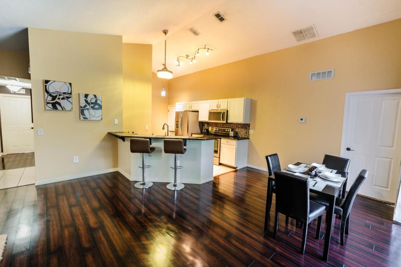 Home In Davenport Cheerful 4-Bedroom With Pool Ngoại thất bức ảnh